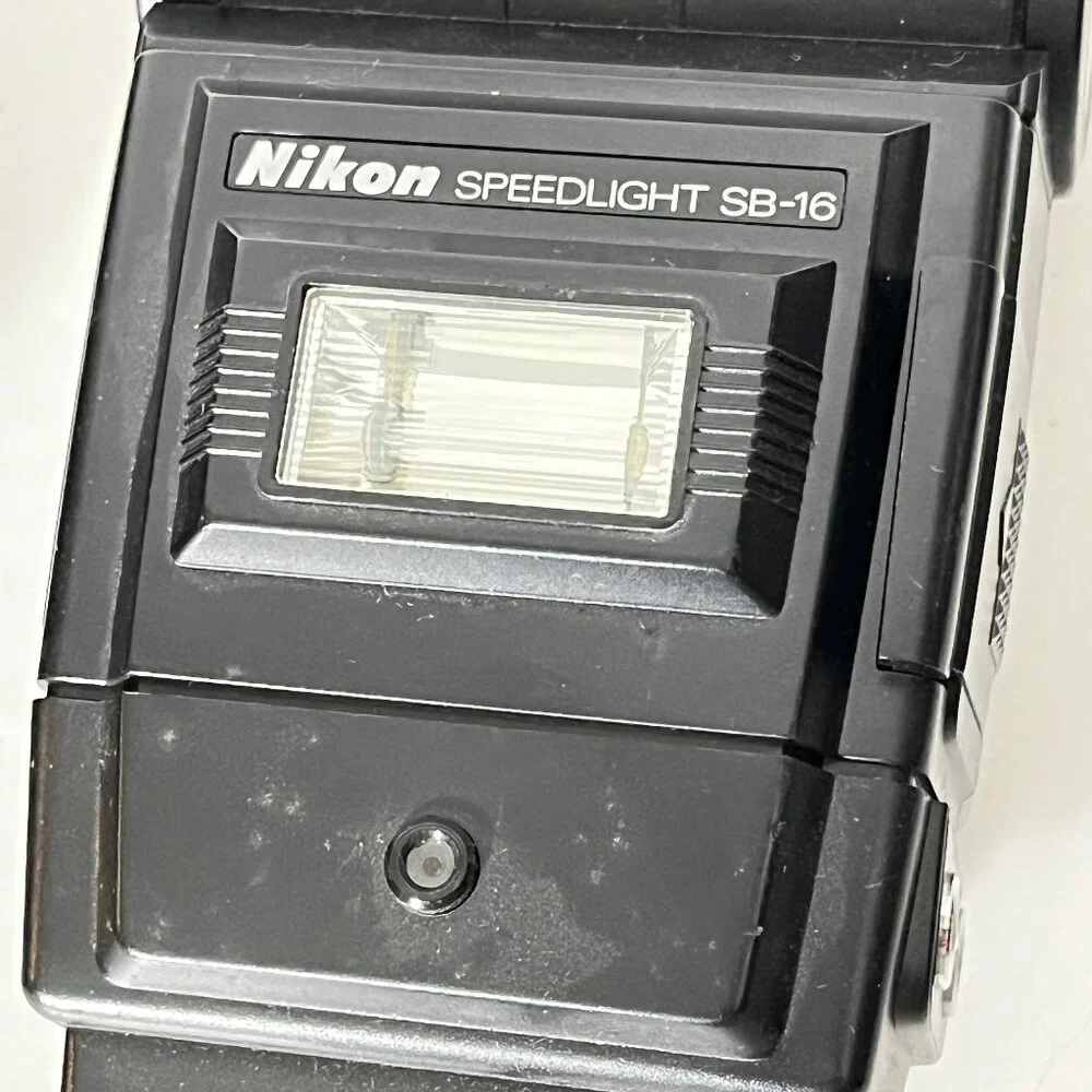 Camera Flash Lot Nikon Canon Vivitar 35mm & Digital Cameras